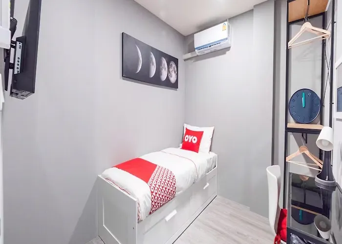 Bossa House & Cafe Hotel Bangkok