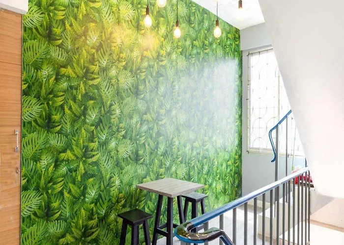 Bossa House & Cafe Hotel 2*
